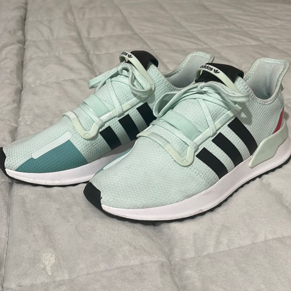Adidas Men’s Sneaker, Size 10